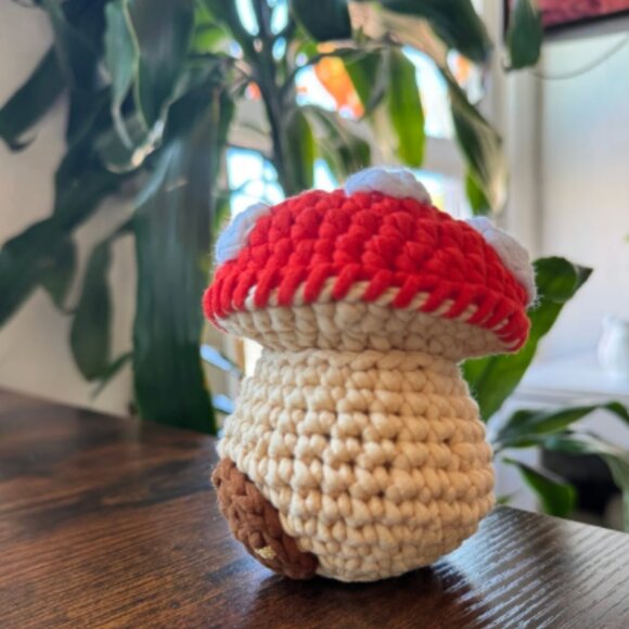 *Pre-Made Plushie* The Woobles Mushroom House (Book Pattern Exclusive w/mod) - Picture 4 of 9